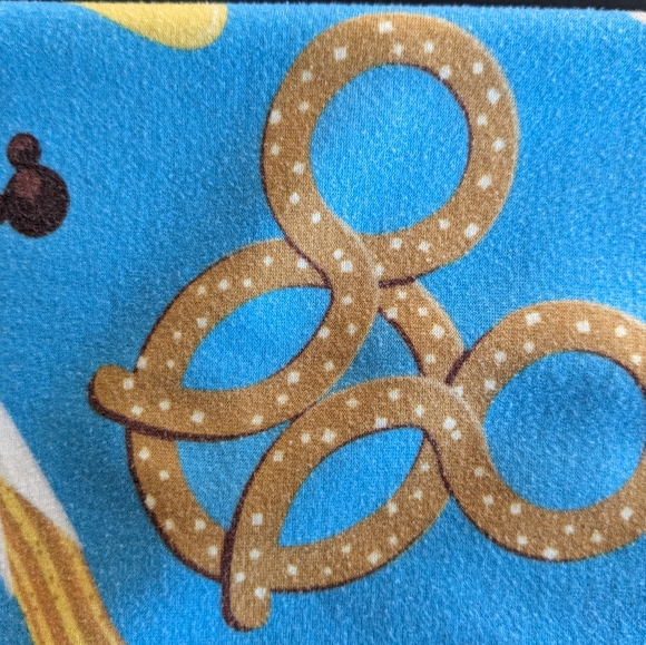 💙 🥨 Disney Snack Food Icons Full Leggings.❗️HARD TO FIND ❗️sz XS - Picture 6 of 10
